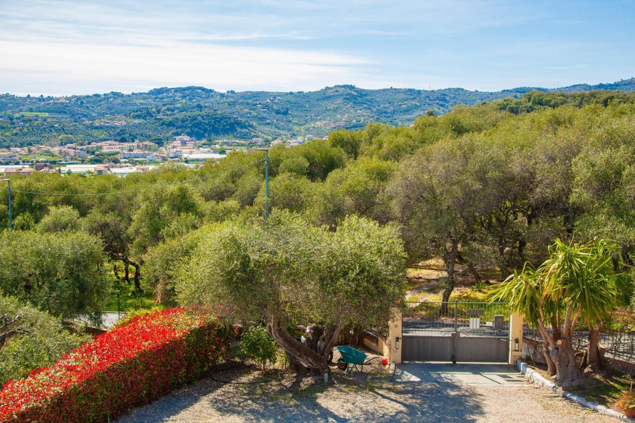 דיאנו מרינה Appartamenti Villa Il Poggiolo מראה חיצוני תמונה