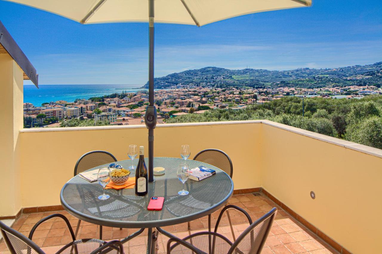 דיאנו מרינה Appartamenti Villa Il Poggiolo מראה חיצוני תמונה
