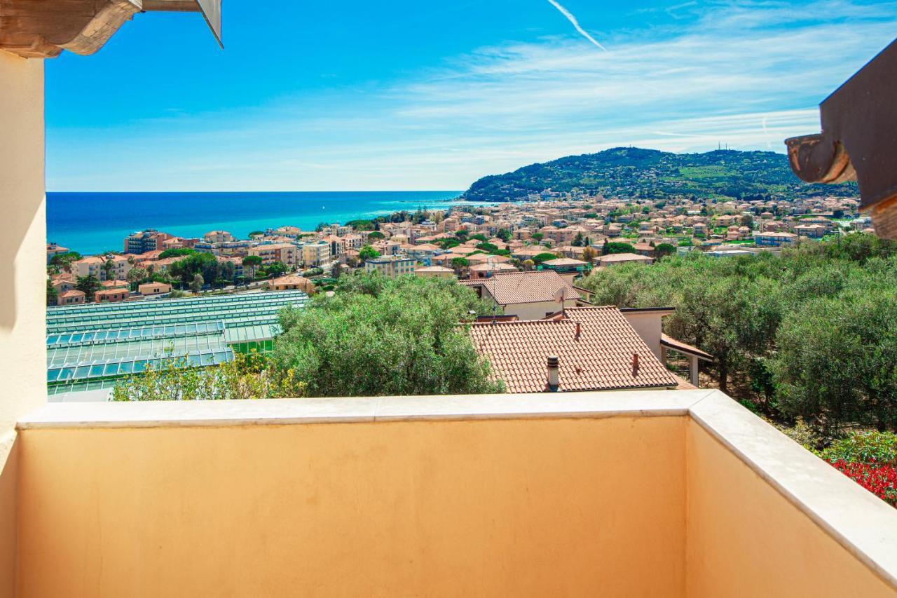דיאנו מרינה Appartamenti Villa Il Poggiolo מראה חיצוני תמונה